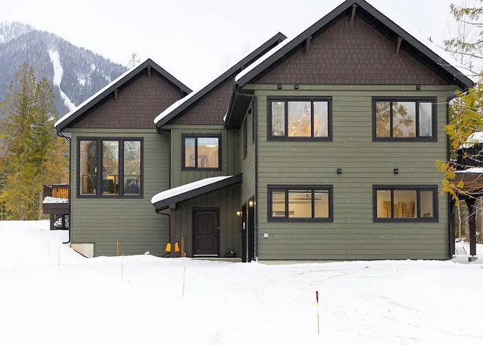 Powder House Chalet By Fernie Central Reservations